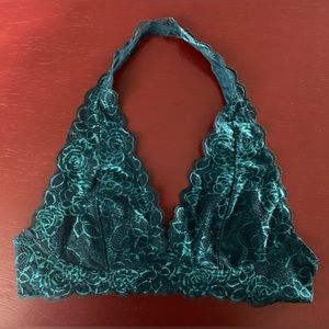 💚💚 Free Press-Lace Halter Bra Top -NWOT.